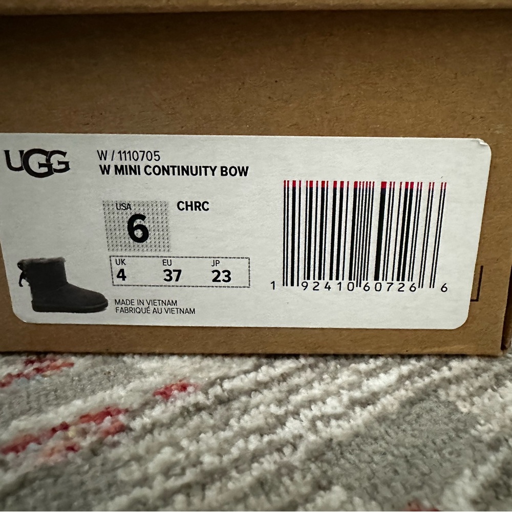 UGG Gray Mini Continuity Bow Women Sz 6 - Picture 14 of 14